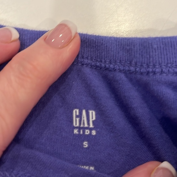 Bundle of 5 Gap and Old Navy Long Sleeve T’s - excellent condition! - Picture 2 of 12